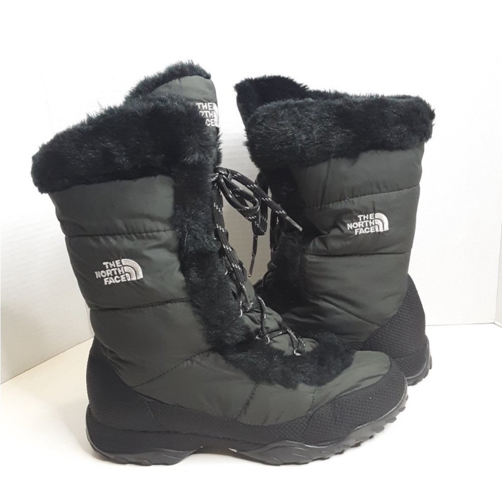 The North Face Women's 8M Black Leather Waterproof Insulated Winter Boot